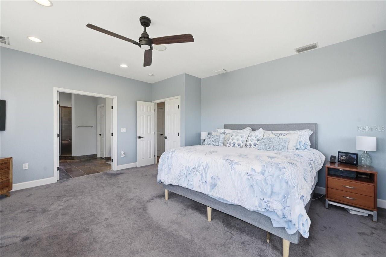1130 S FLORIDA AVE, TARPON SPRINGS, FL, 34689