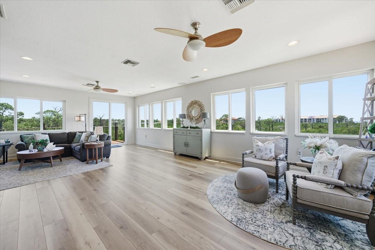 1130 S FLORIDA AVE, TARPON SPRINGS, FL, 34689