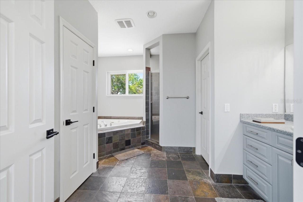 1130 S FLORIDA AVE, TARPON SPRINGS, FL, 34689