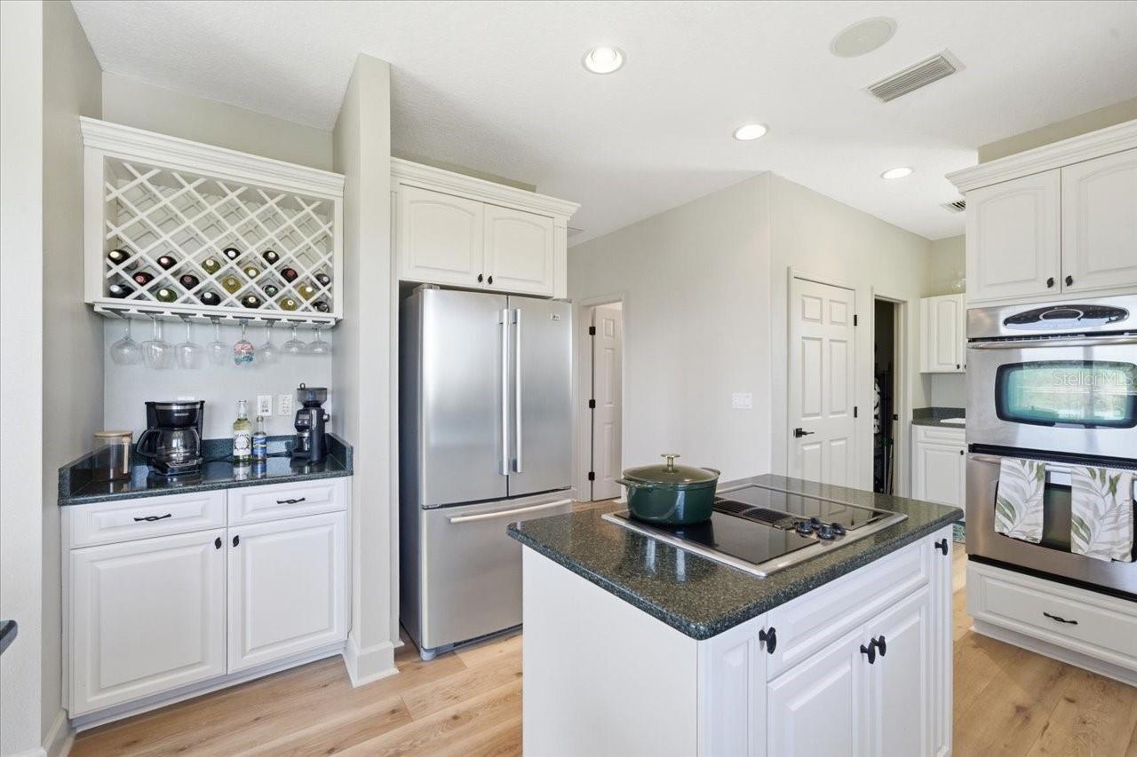 1130 S FLORIDA AVE, TARPON SPRINGS, FL, 34689