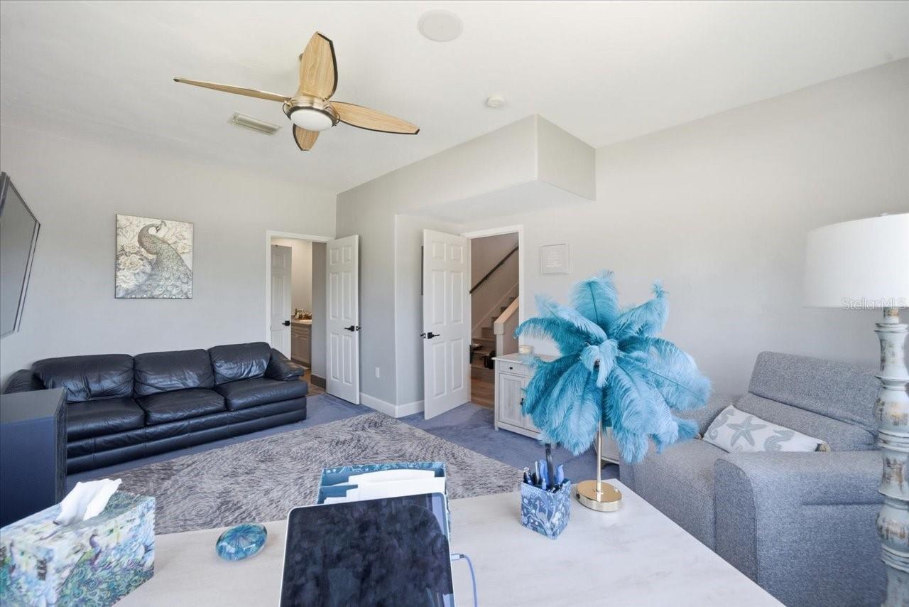 1130 S FLORIDA AVE, TARPON SPRINGS, FL, 34689
