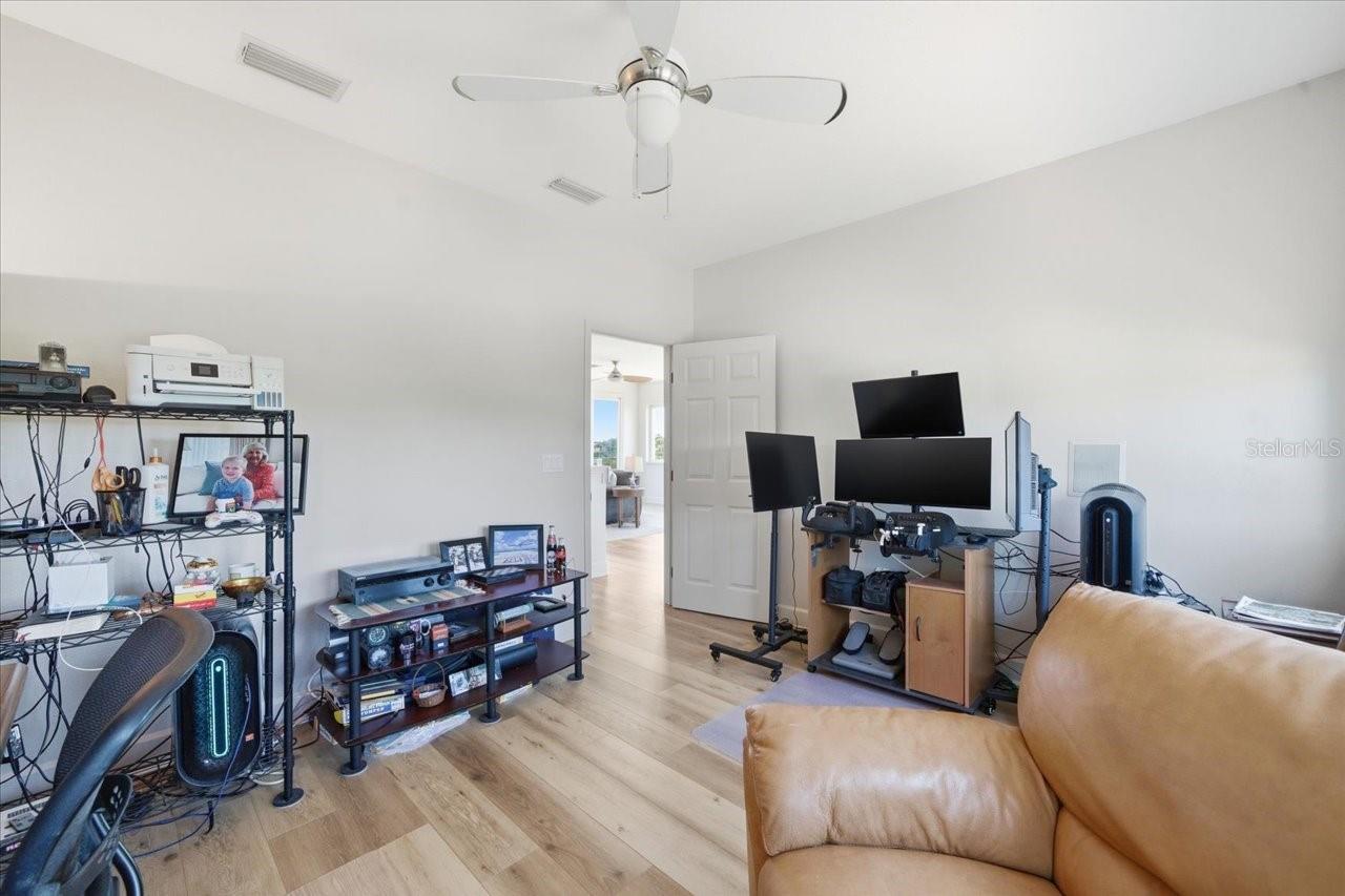 1130 S FLORIDA AVE, TARPON SPRINGS, FL, 34689