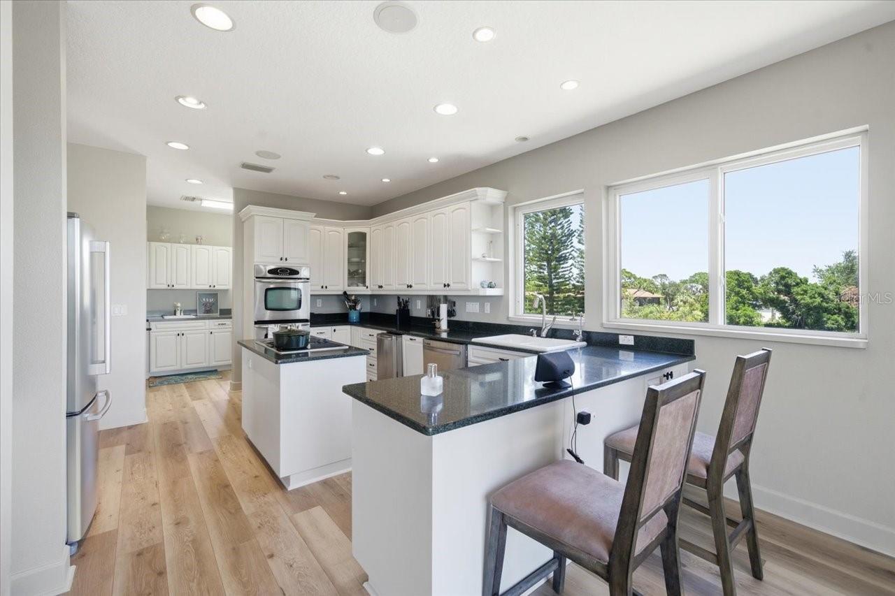1130 S FLORIDA AVE, TARPON SPRINGS, FL, 34689