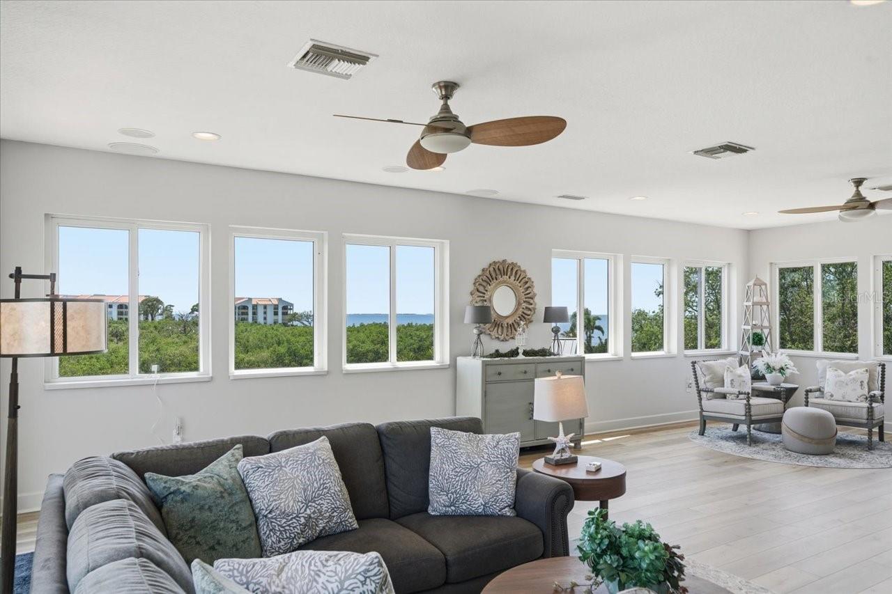 1130 S FLORIDA AVE, TARPON SPRINGS, FL, 34689