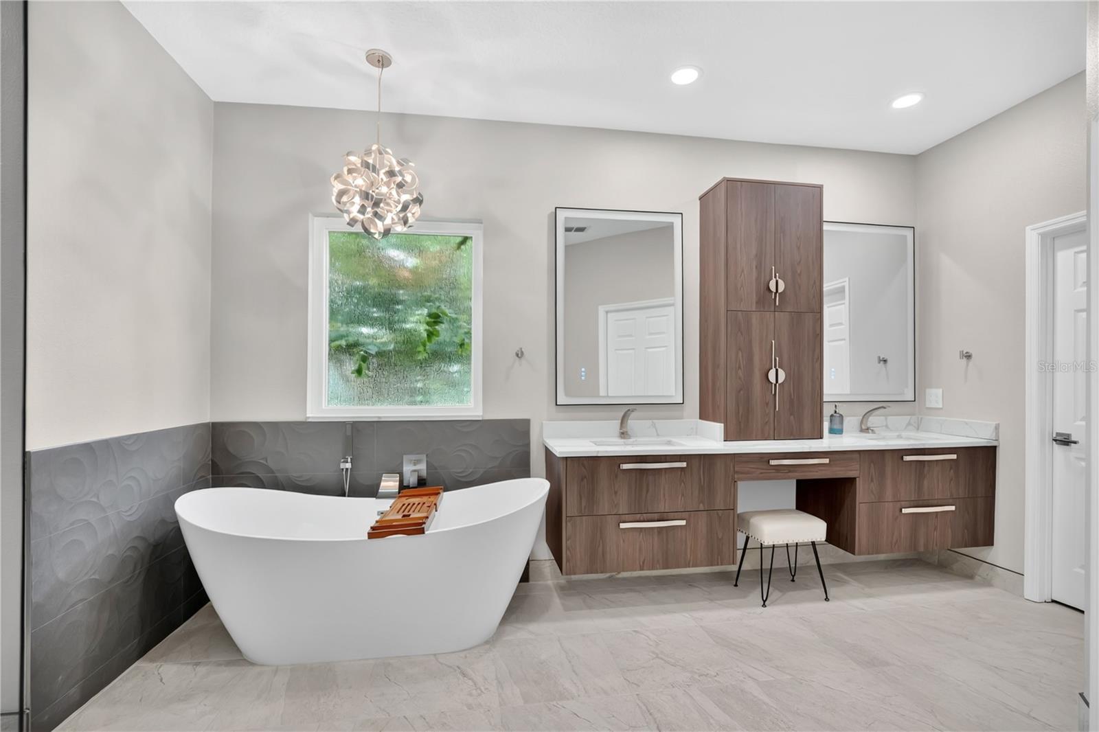 147 EDINBURG CT, LAKE MARY, FL, 32746