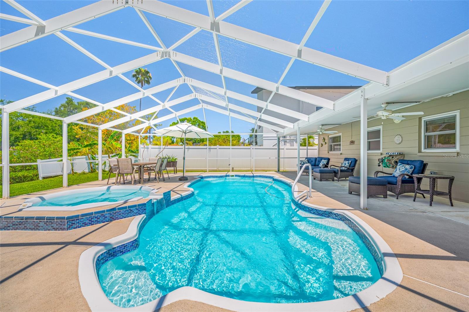 5000 VENETIAN BLVD NE, ST PETERSBURG, FL, 33703