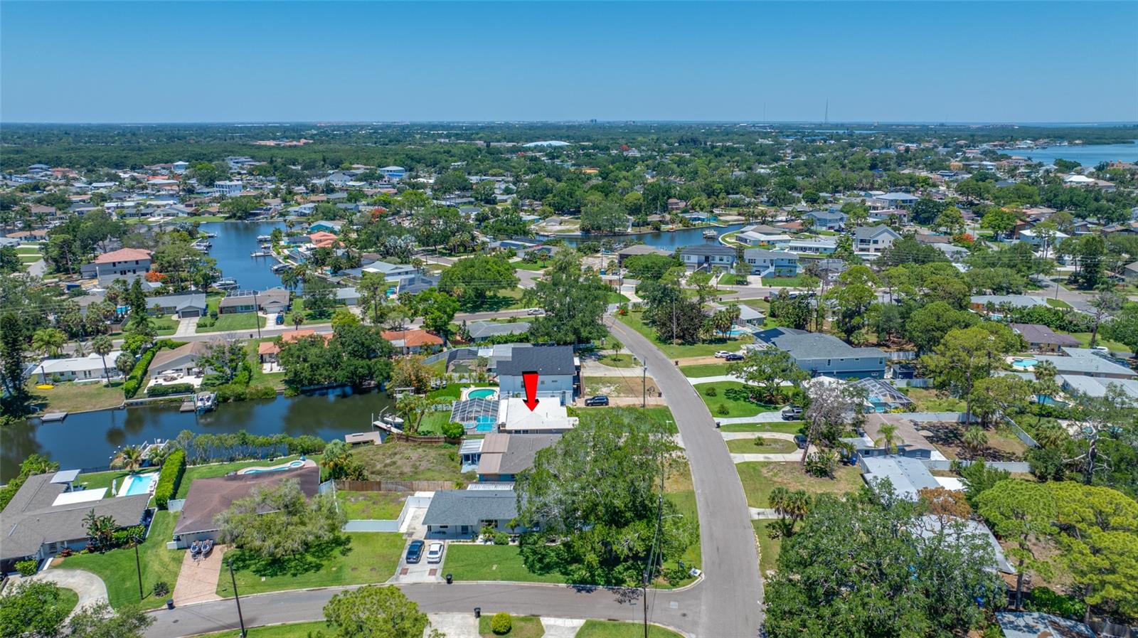 5000 VENETIAN BLVD NE, ST PETERSBURG, FL, 33703