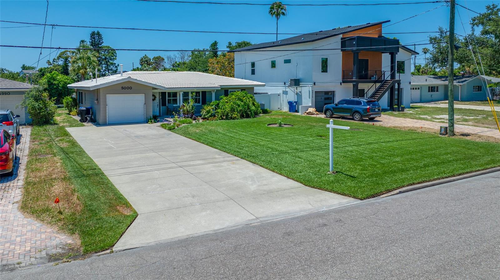 5000 VENETIAN BLVD NE, ST PETERSBURG, FL, 33703