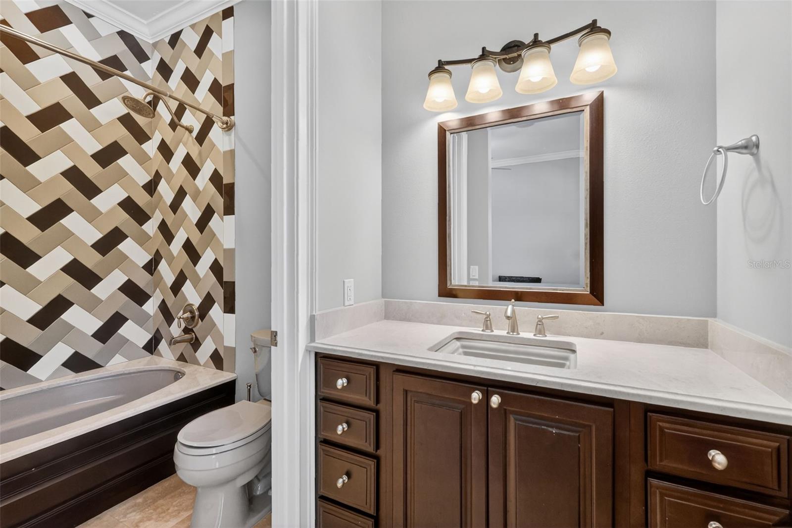 2110 HIGHLAND PARK RD, DELAND, FL, 32720