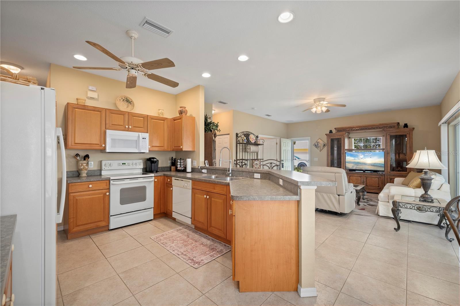 25534 HERITAGE LAKE BLVD, PUNTA GORDA, FL, 33983