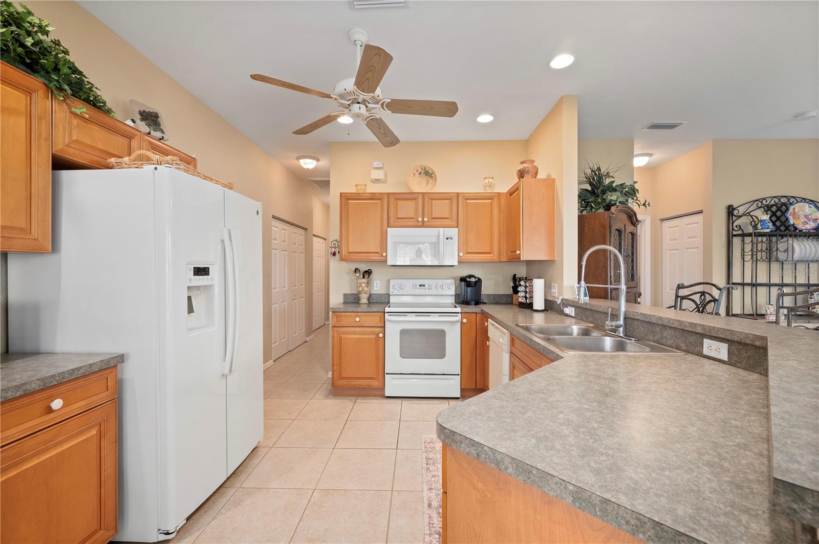 25534 HERITAGE LAKE BLVD, PUNTA GORDA, FL, 33983