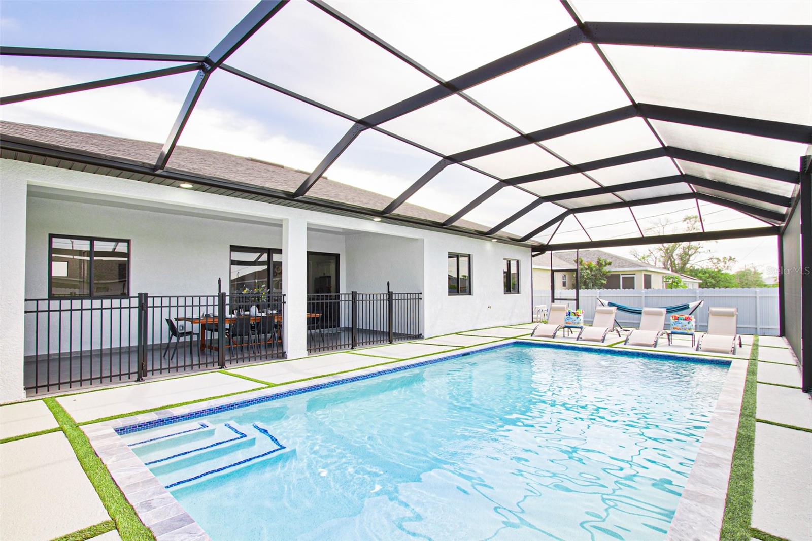 836 NE 6TH PL, CAPE CORAL, FL, 33909