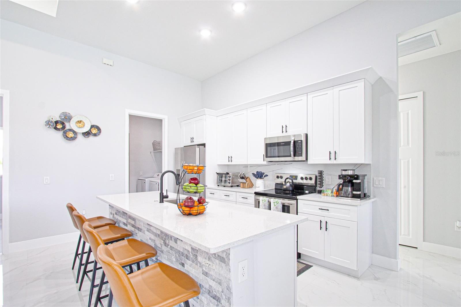 836 NE 6TH PL, CAPE CORAL, FL, 33909