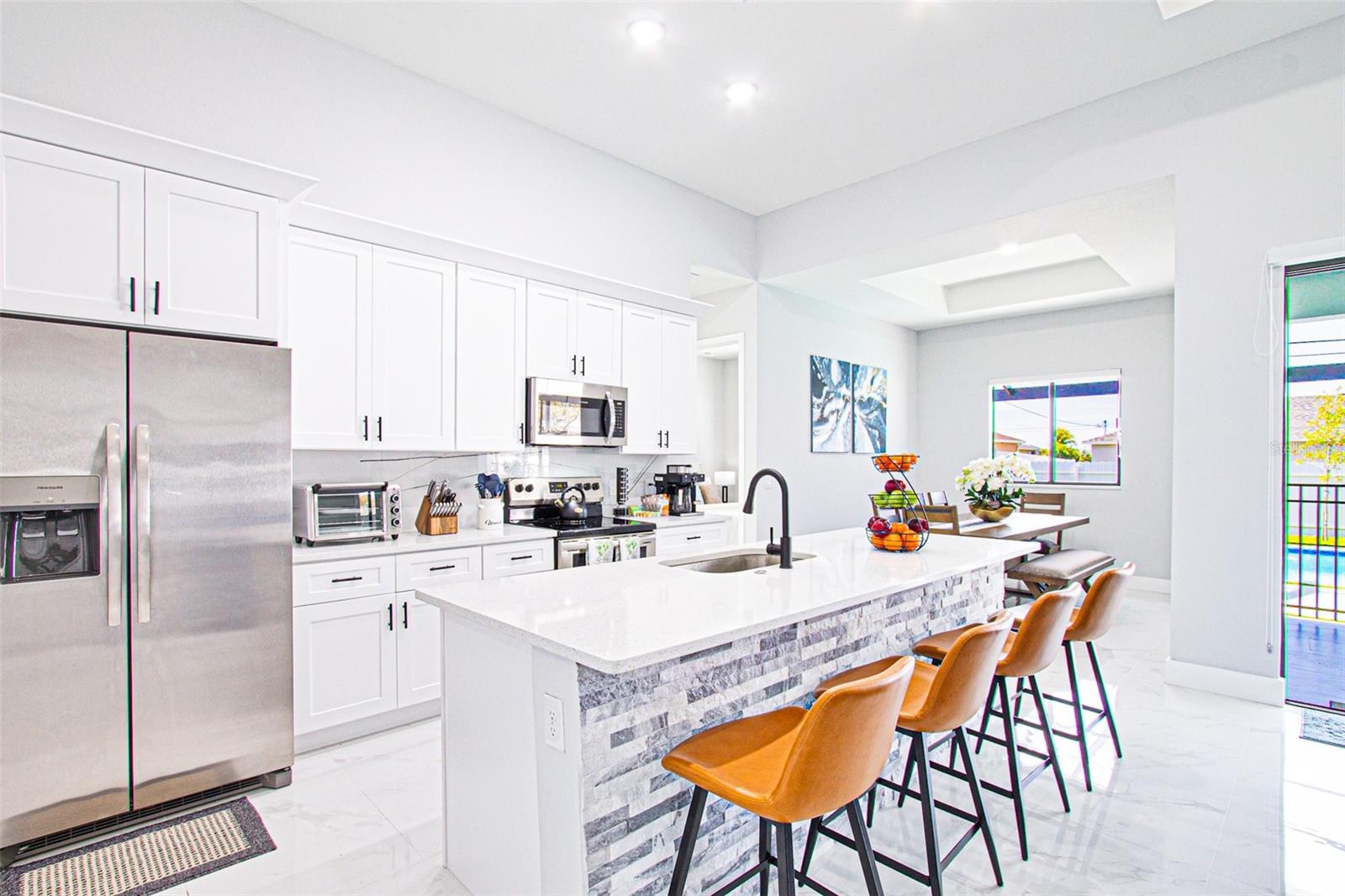836 NE 6TH PL, CAPE CORAL, FL, 33909
