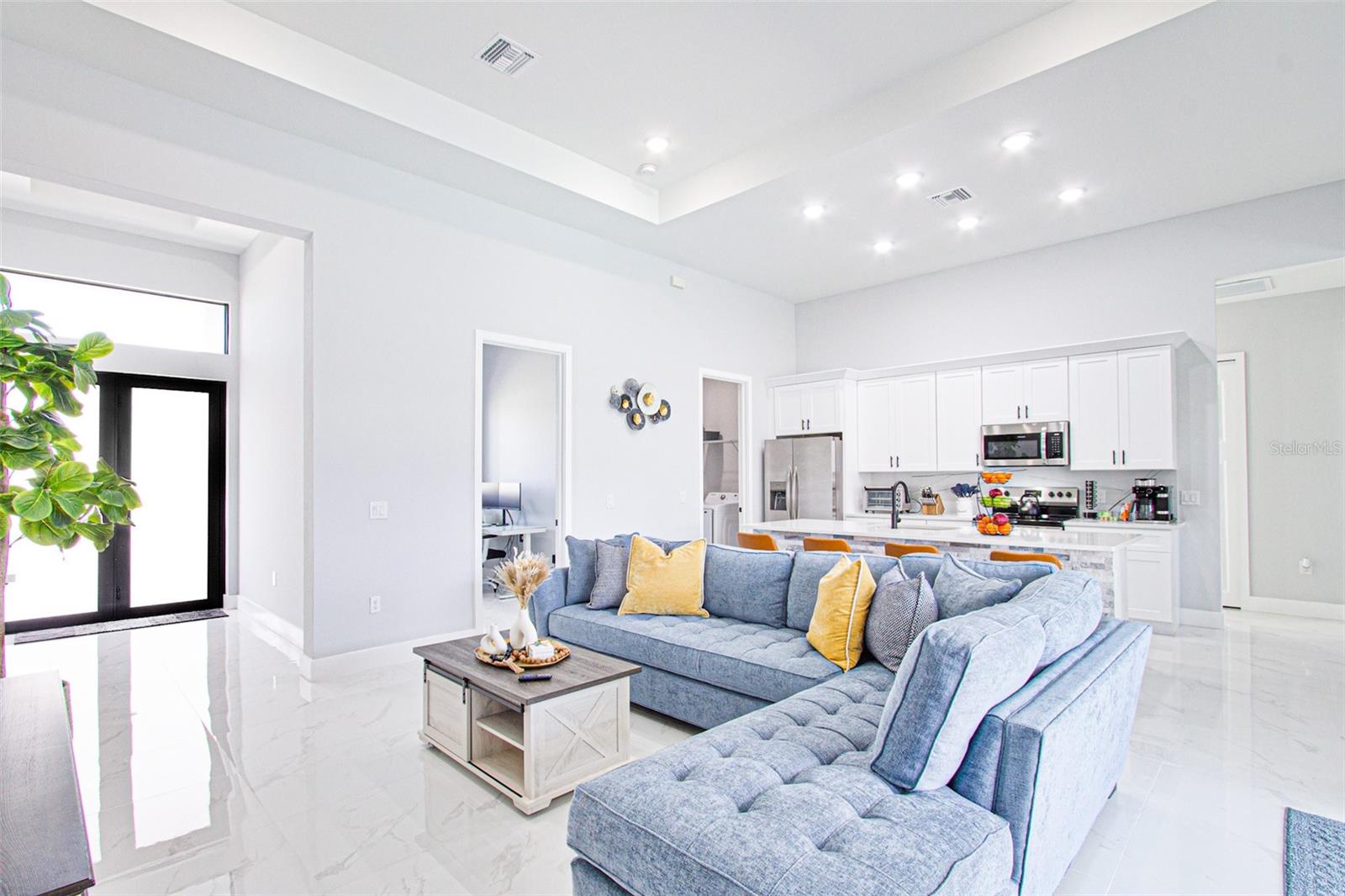 836 NE 6TH PL, CAPE CORAL, FL, 33909