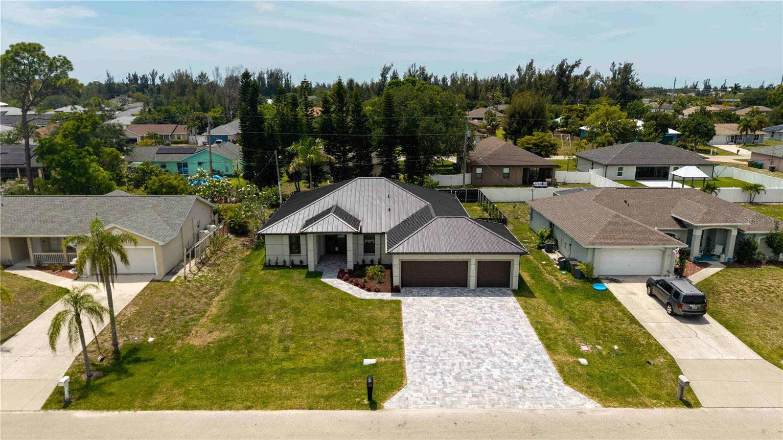 812 SW 14TH AVE, CAPE CORAL, FL, 33991
