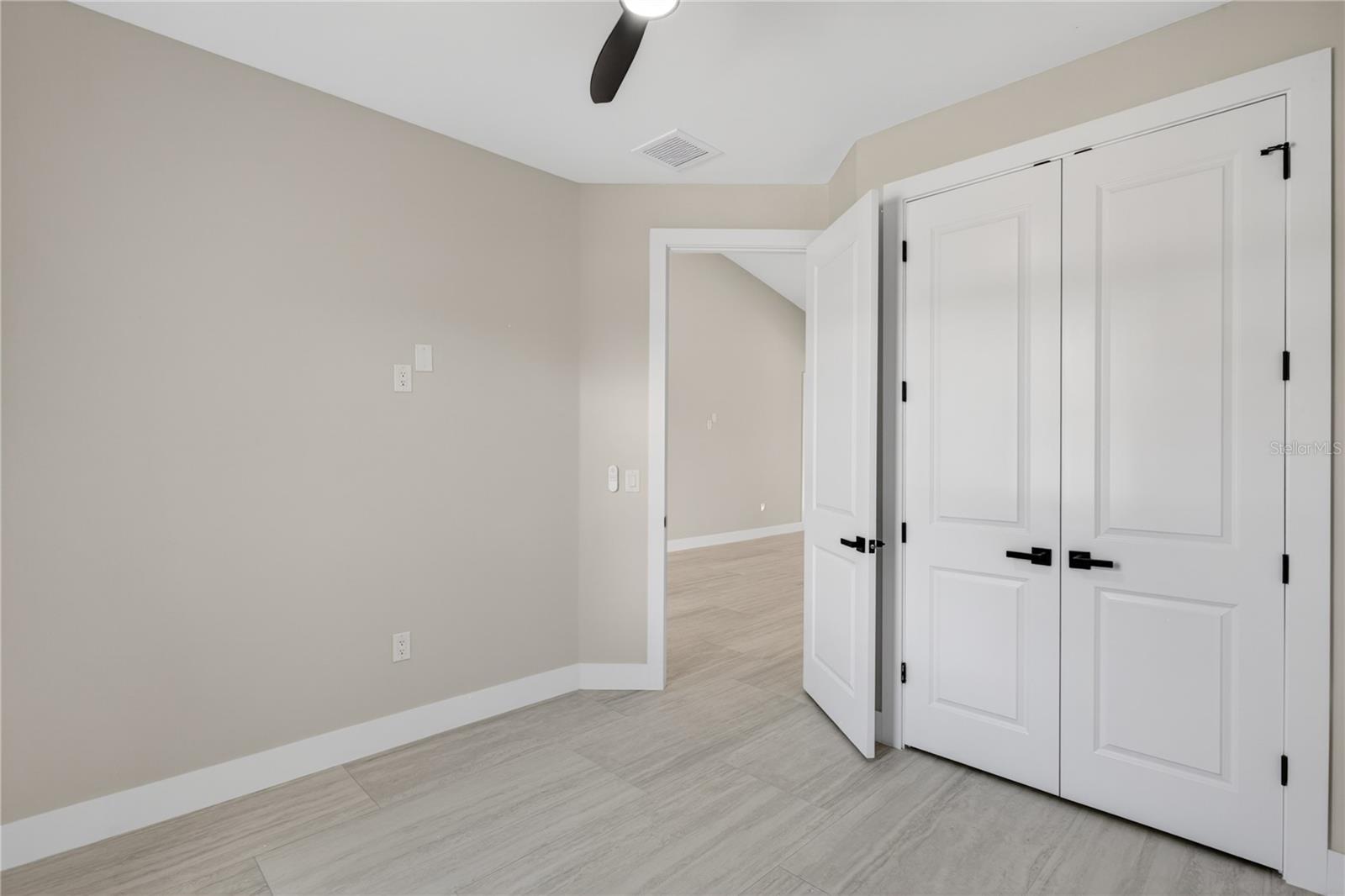 812 SW 14TH AVE, CAPE CORAL, FL, 33991
