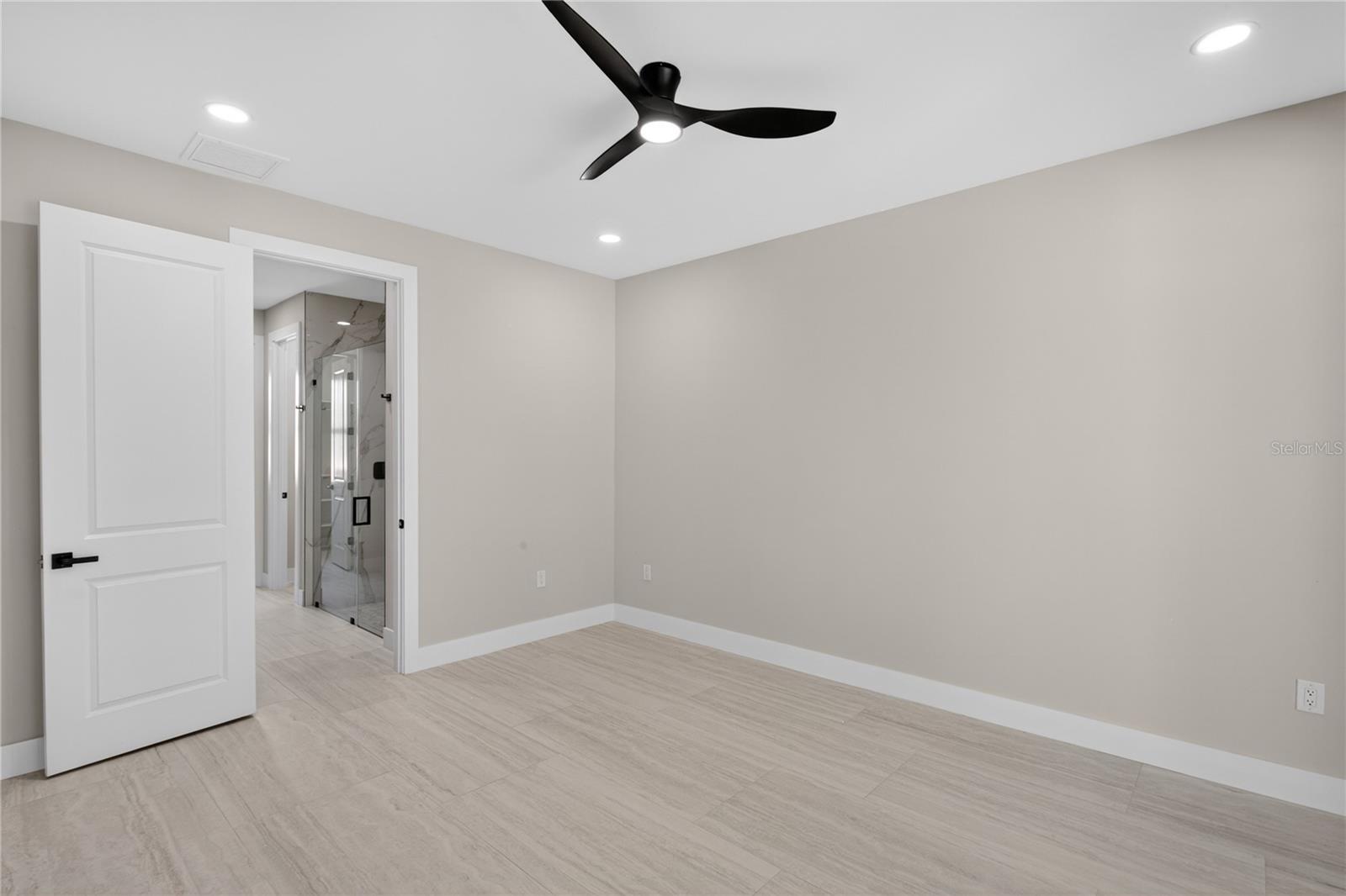 812 SW 14TH AVE, CAPE CORAL, FL, 33991