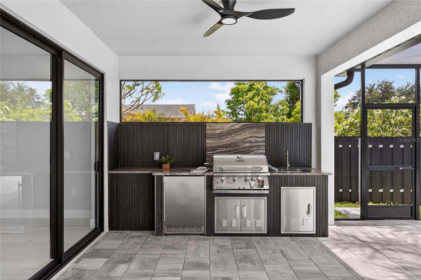 812 SW 14TH AVE, CAPE CORAL, FL, 33991