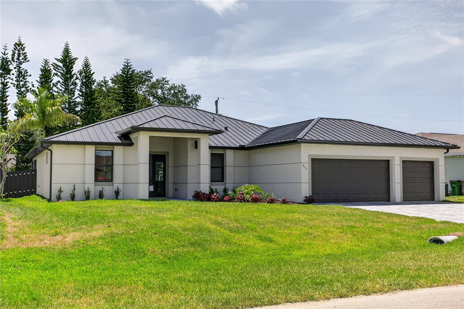 812 SW 14TH AVE, CAPE CORAL, FL, 33991
