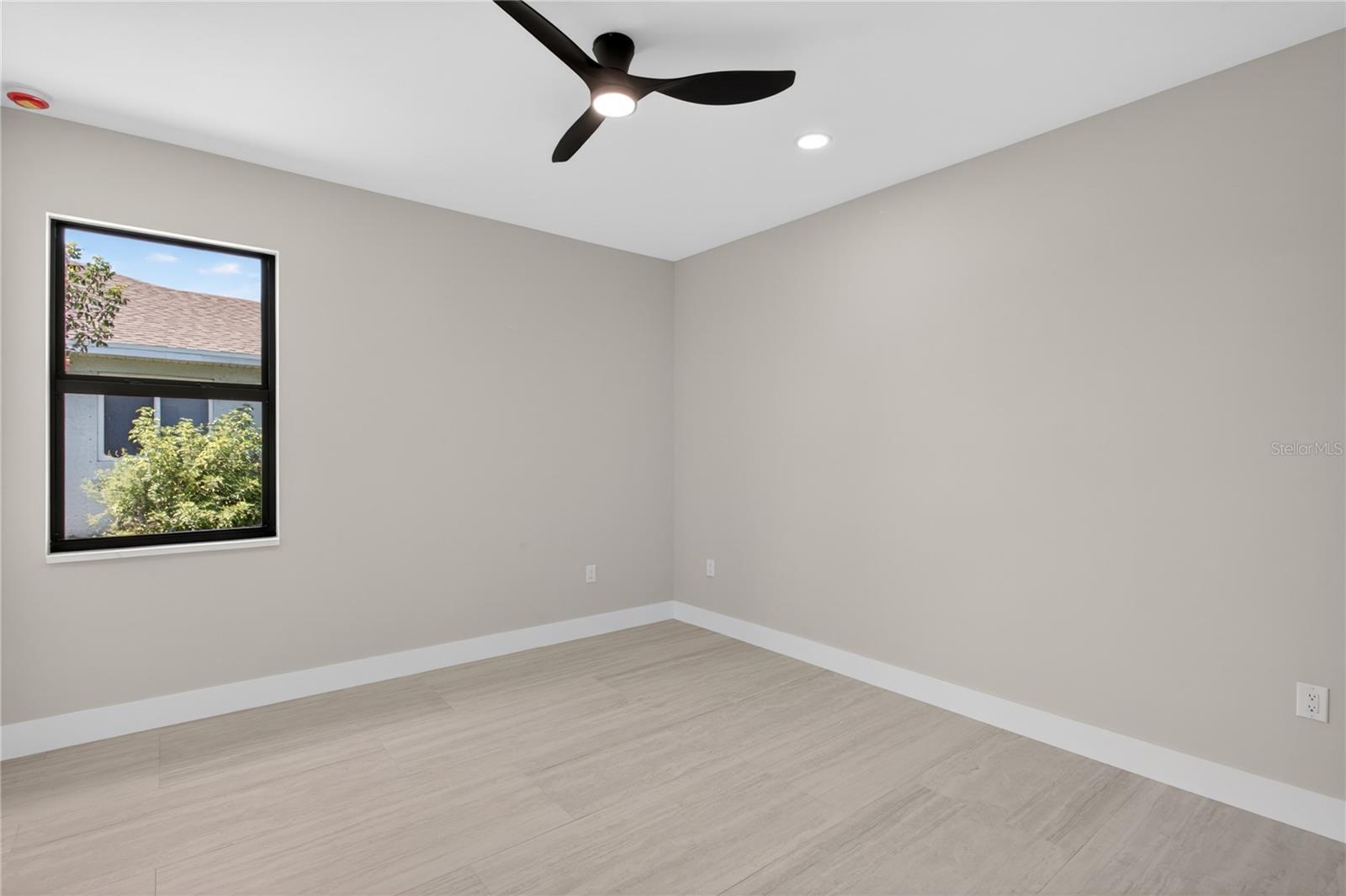 812 SW 14TH AVE, CAPE CORAL, FL, 33991