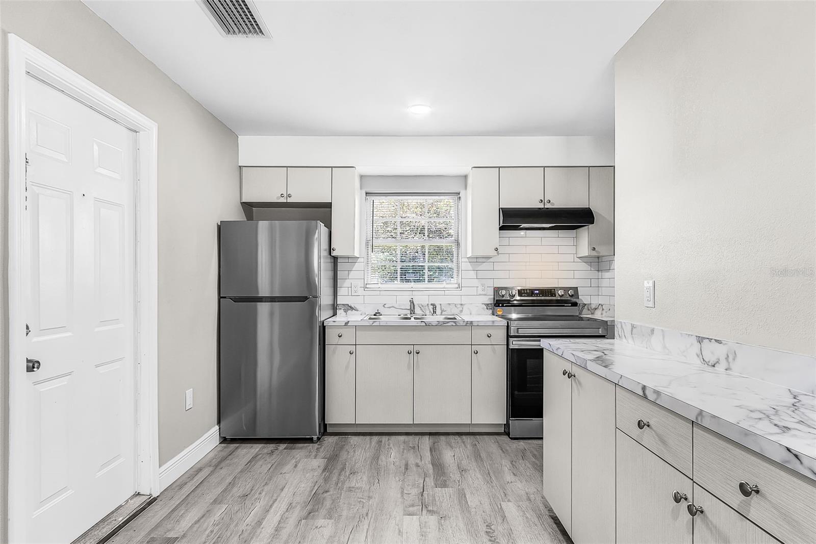 2648 MICHIGAN AVE, FORT MYERS, FL, 33916