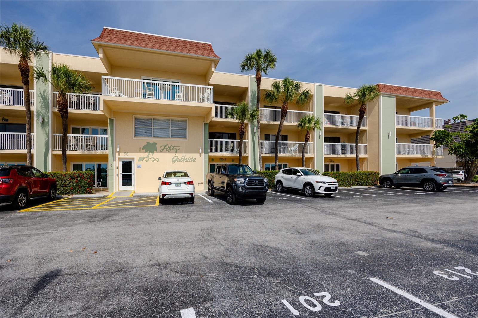50 GULF BLVD #108, INDIAN ROCKS BEACH, FL, 33785