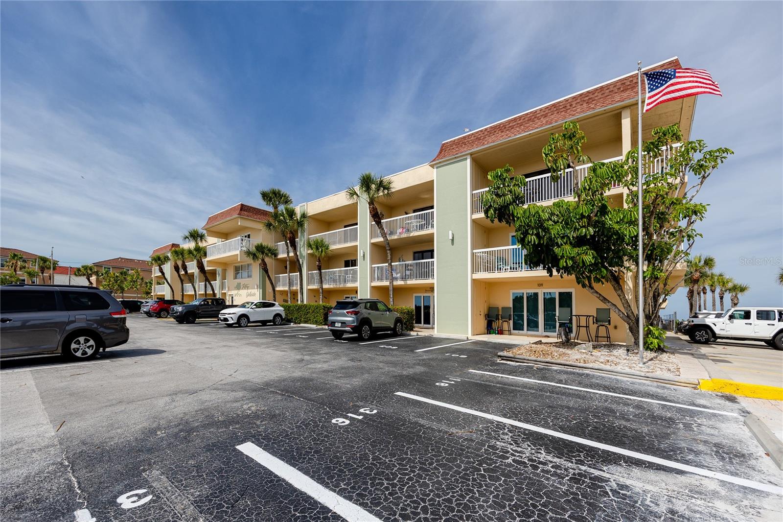 50 GULF BLVD #108, INDIAN ROCKS BEACH, FL, 33785