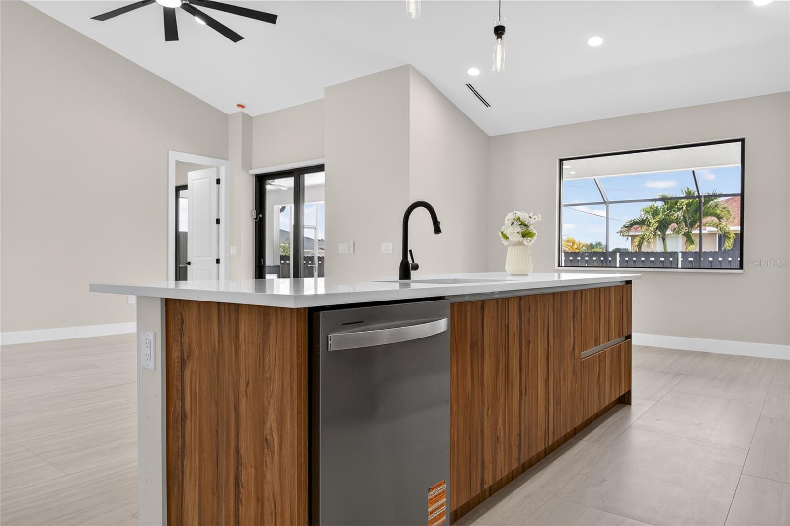 741 SW 7TH TER, CAPE CORAL, FL, 33991