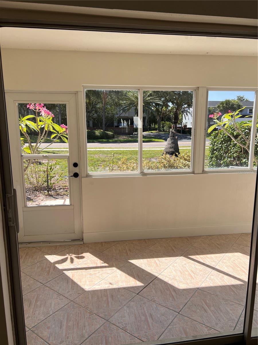 4500 OVERLOOK DR NE #107, ST PETERSBURG, FL, 33703