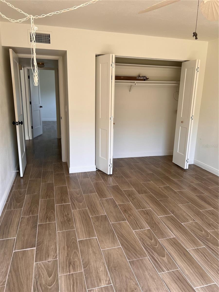 4500 OVERLOOK DR NE #107, ST PETERSBURG, FL, 33703