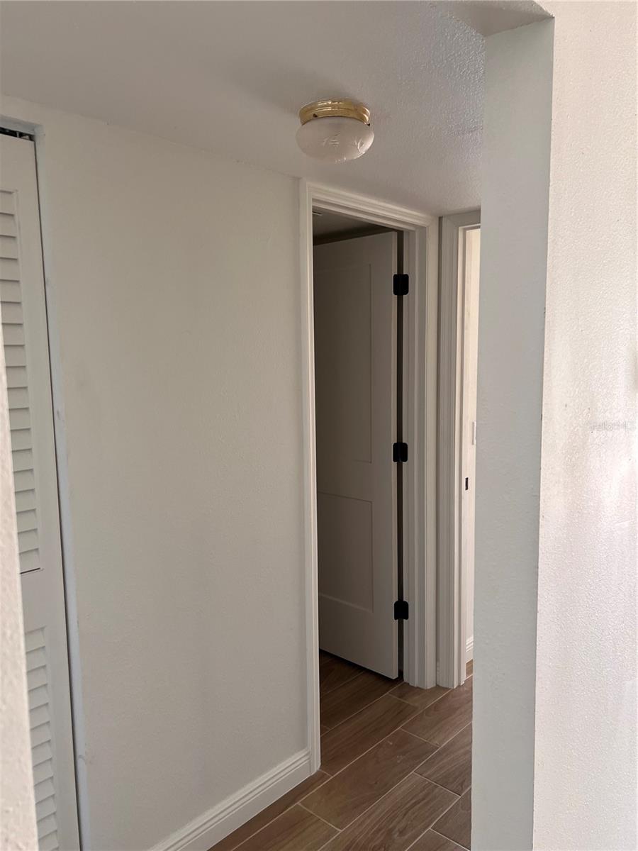 4500 OVERLOOK DR NE #107, ST PETERSBURG, FL, 33703