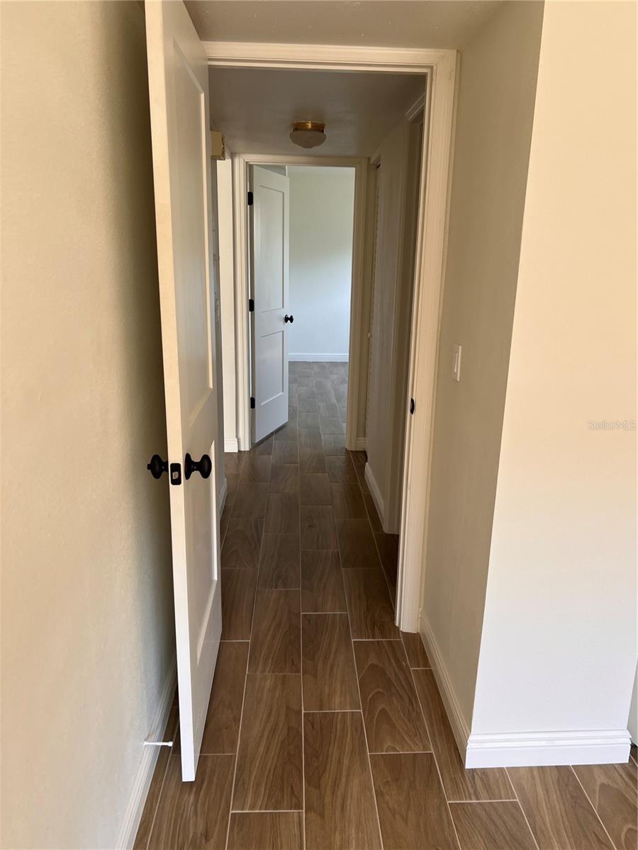 4500 OVERLOOK DR NE #107, ST PETERSBURG, FL, 33703