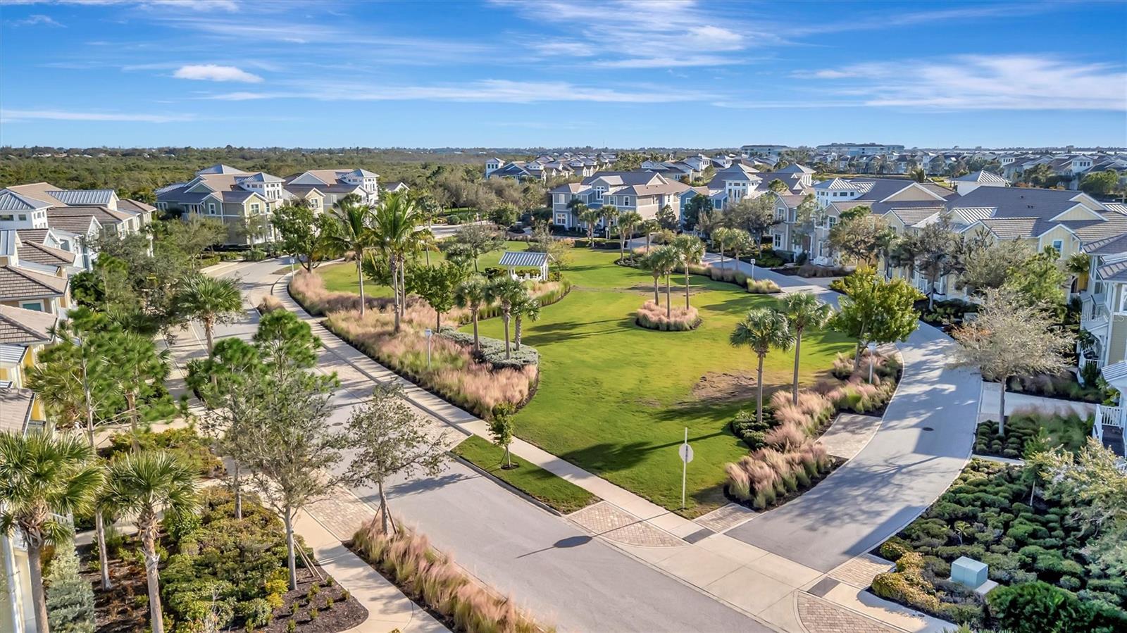 246 SAPPHIRE LAKE DR #201, BRADENTON, FL, 34209
