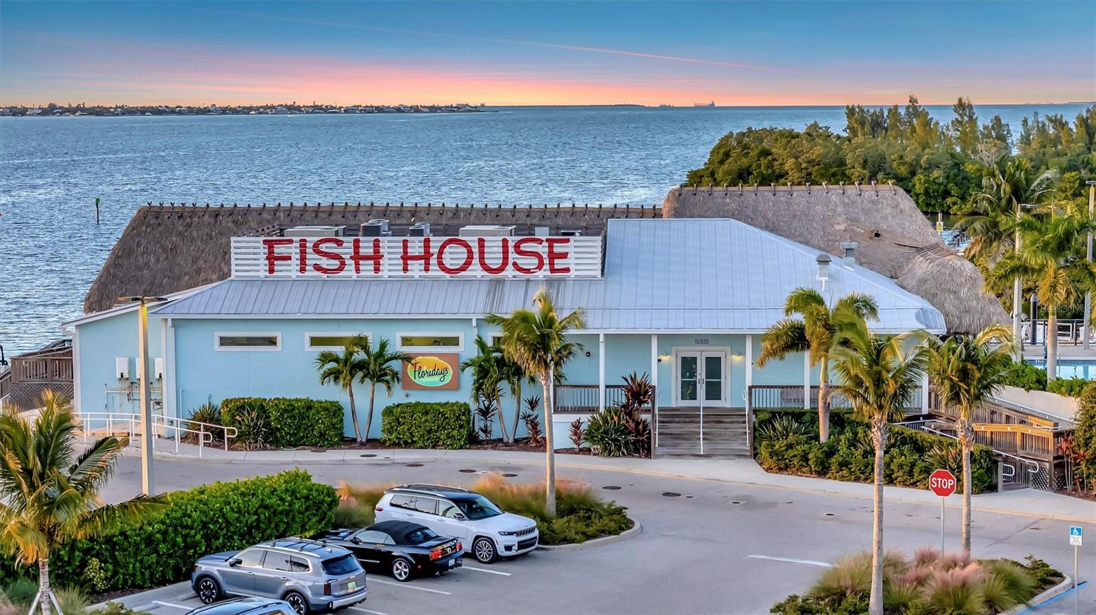 246 SAPPHIRE LAKE DR #201, BRADENTON, FL, 34209