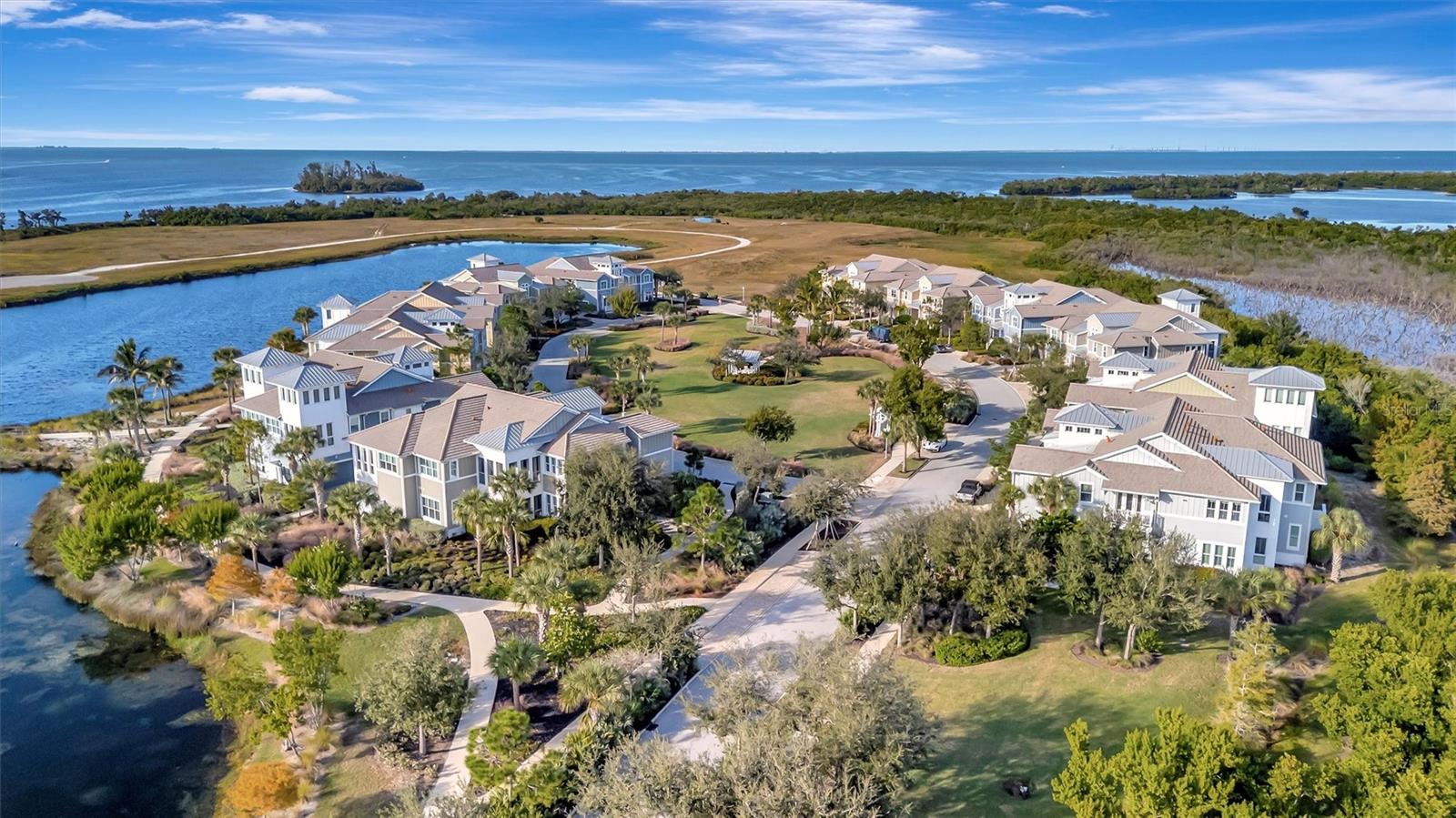 246 SAPPHIRE LAKE DR #201, BRADENTON, FL, 34209