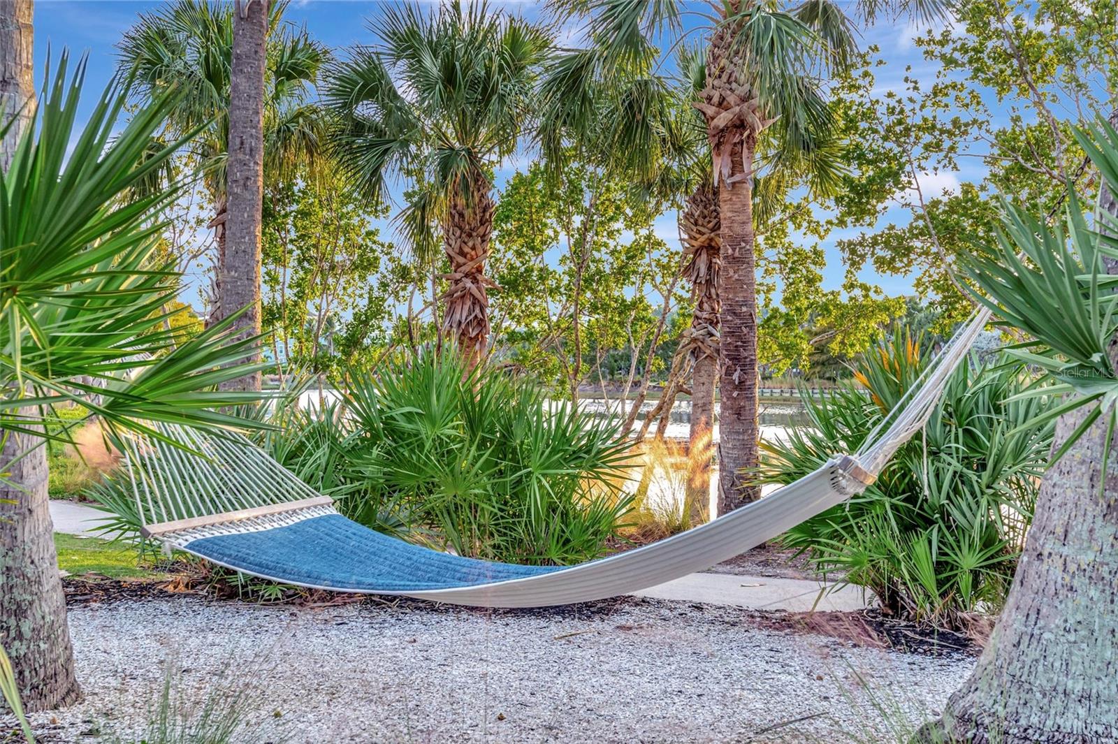 246 SAPPHIRE LAKE DR #201, BRADENTON, FL, 34209