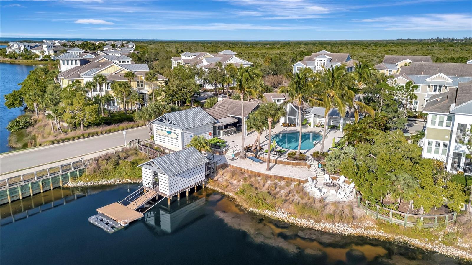 246 SAPPHIRE LAKE DR #201, BRADENTON, FL, 34209