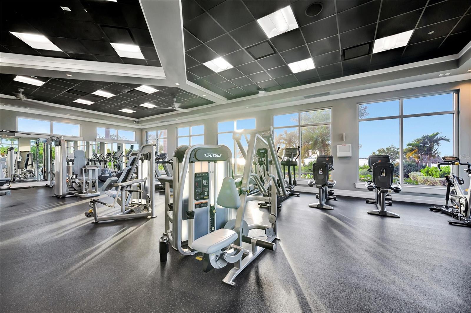 246 SAPPHIRE LAKE DR #201, BRADENTON, FL, 34209