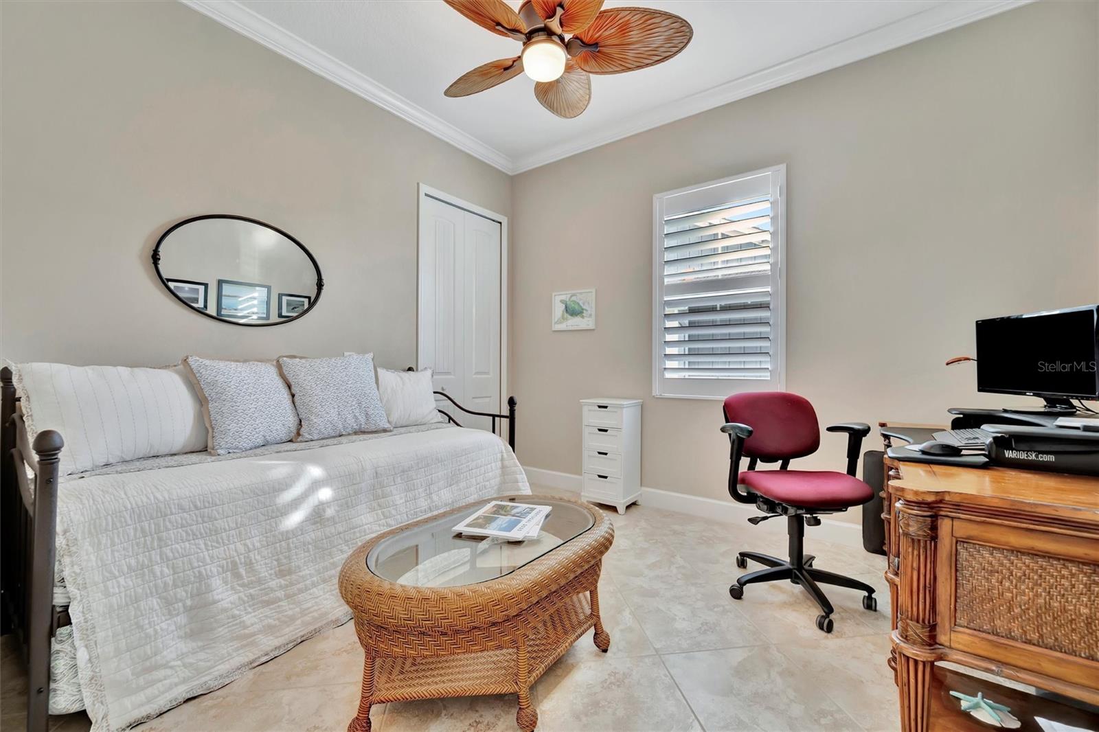 246 SAPPHIRE LAKE DR #201, BRADENTON, FL, 34209