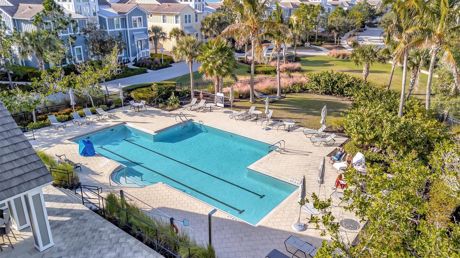 246 SAPPHIRE LAKE DR #201, BRADENTON, FL, 34209