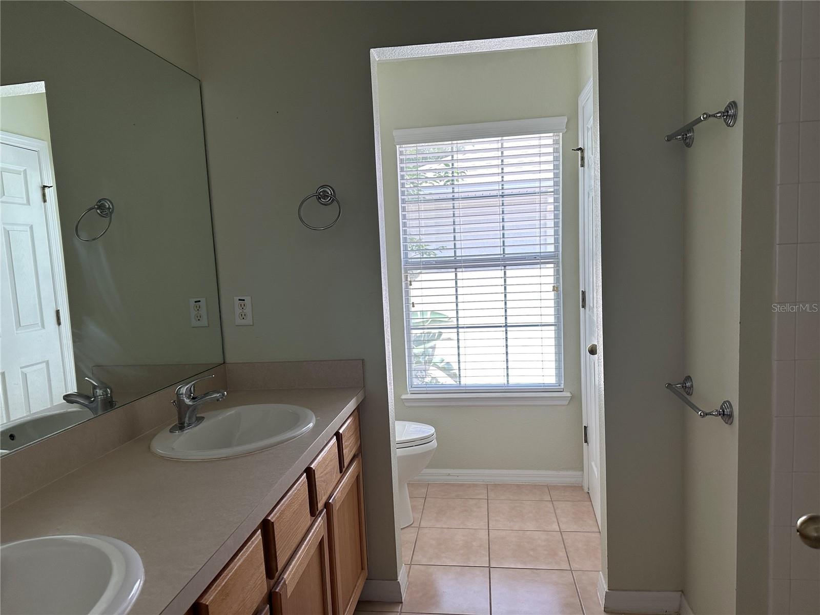 628 51ST AVE N, ST PETERSBURG, FL, 33703