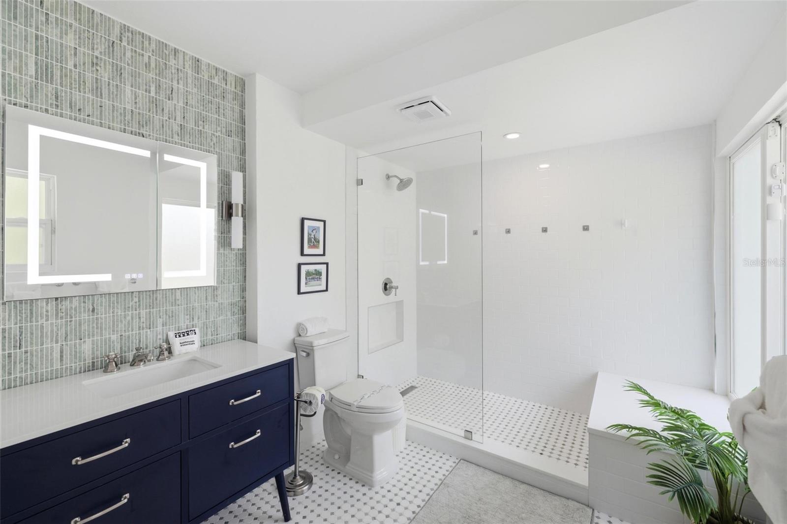 409 N WASHINGTON DR, SARASOTA, FL, 34236