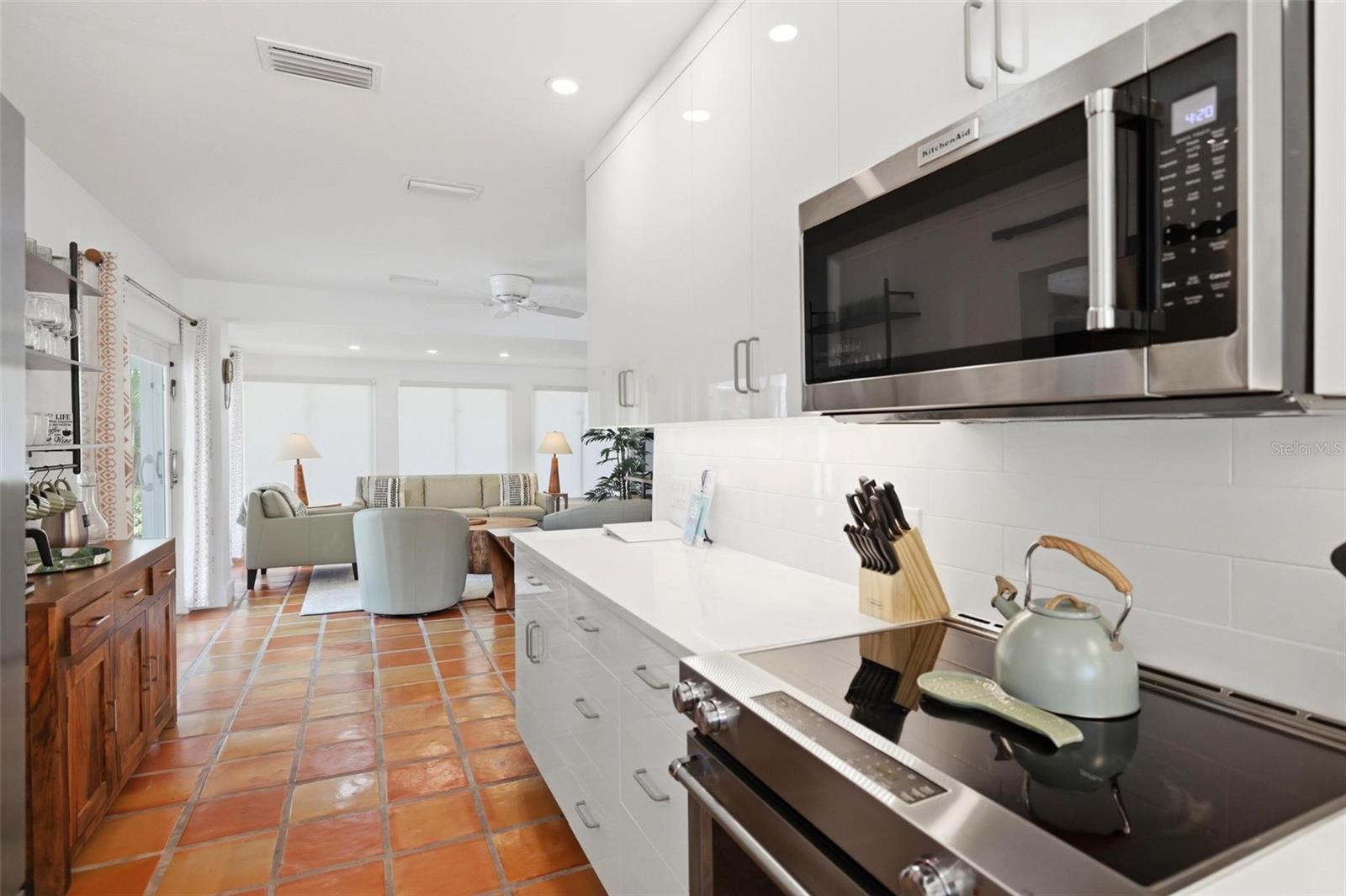 409 N WASHINGTON DR, SARASOTA, FL, 34236