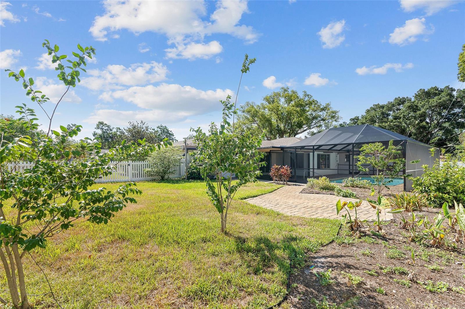 1100 CANTERBURY RD, CLEARWATER, FL, 33764