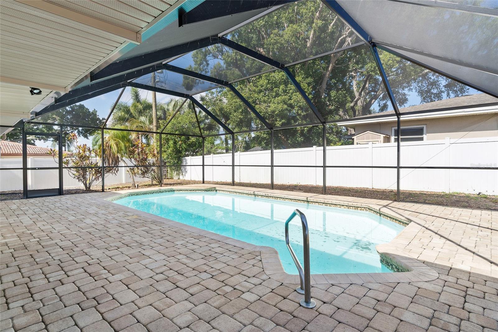 1100 CANTERBURY RD, CLEARWATER, FL, 33764