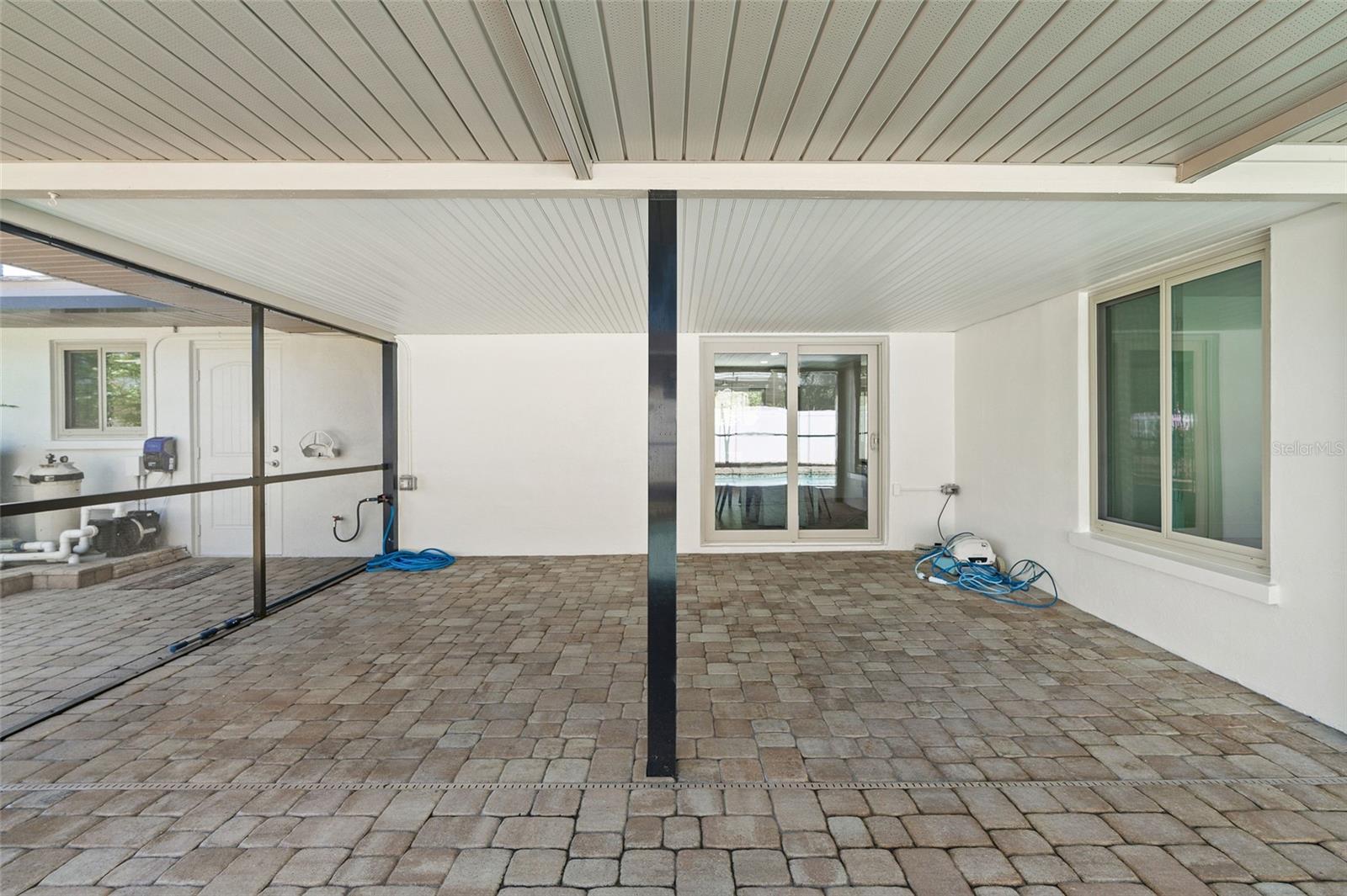 1100 CANTERBURY RD, CLEARWATER, FL, 33764