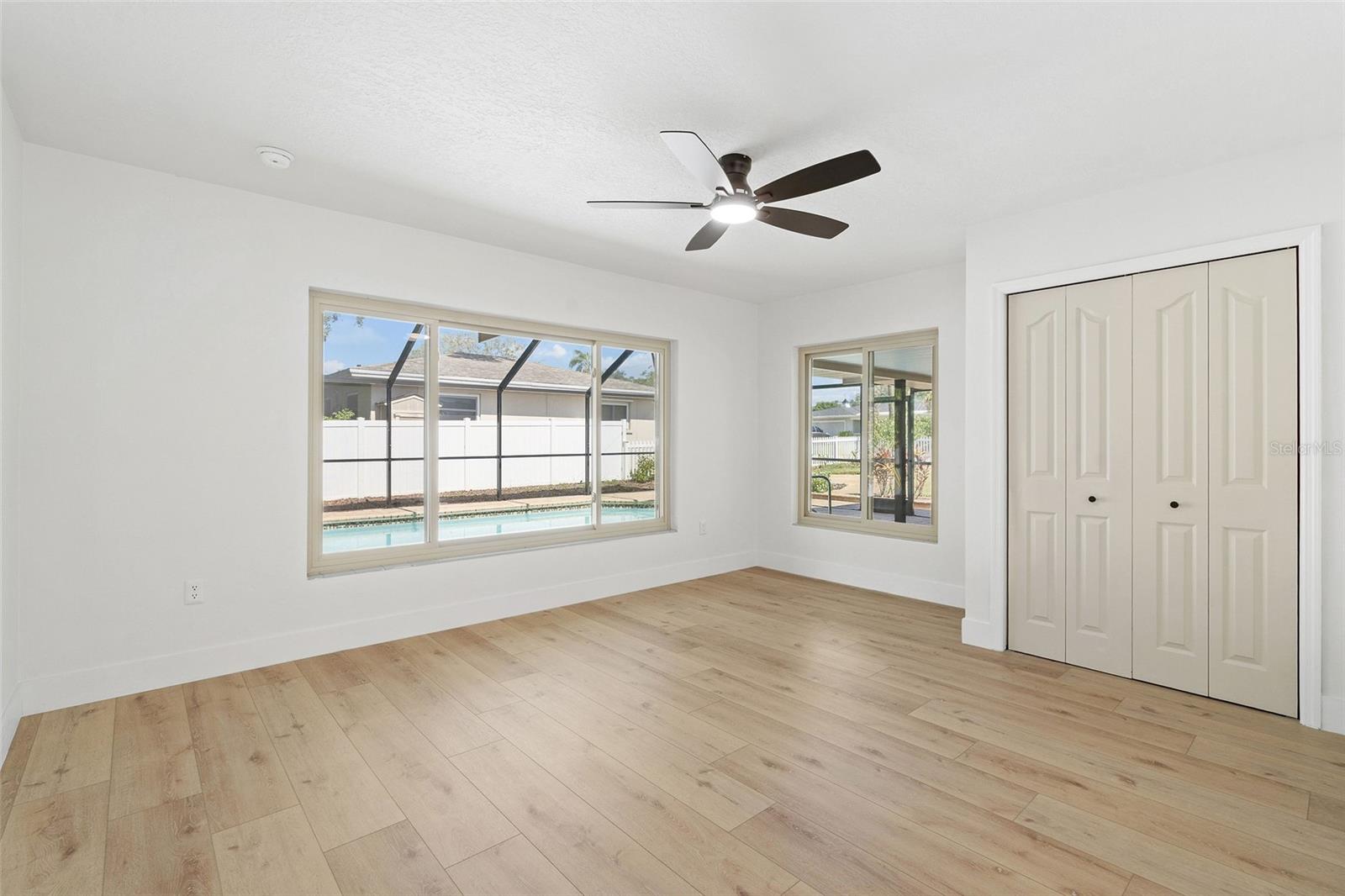 1100 CANTERBURY RD, CLEARWATER, FL, 33764