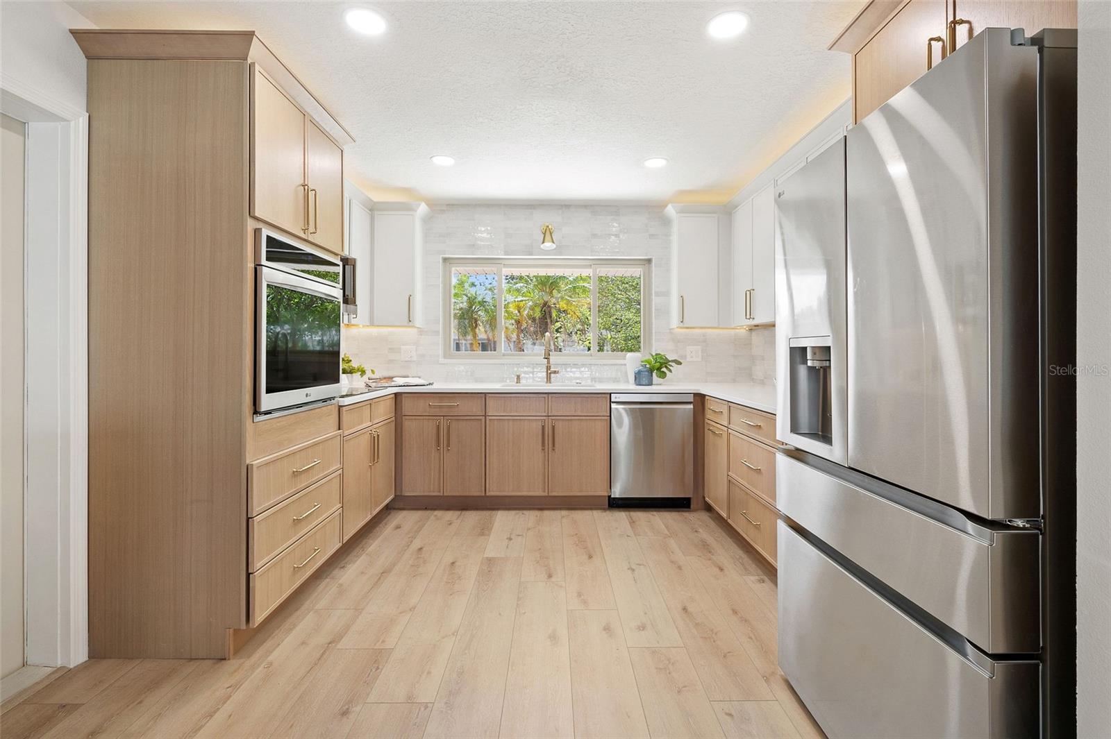 1100 CANTERBURY RD, CLEARWATER, FL, 33764