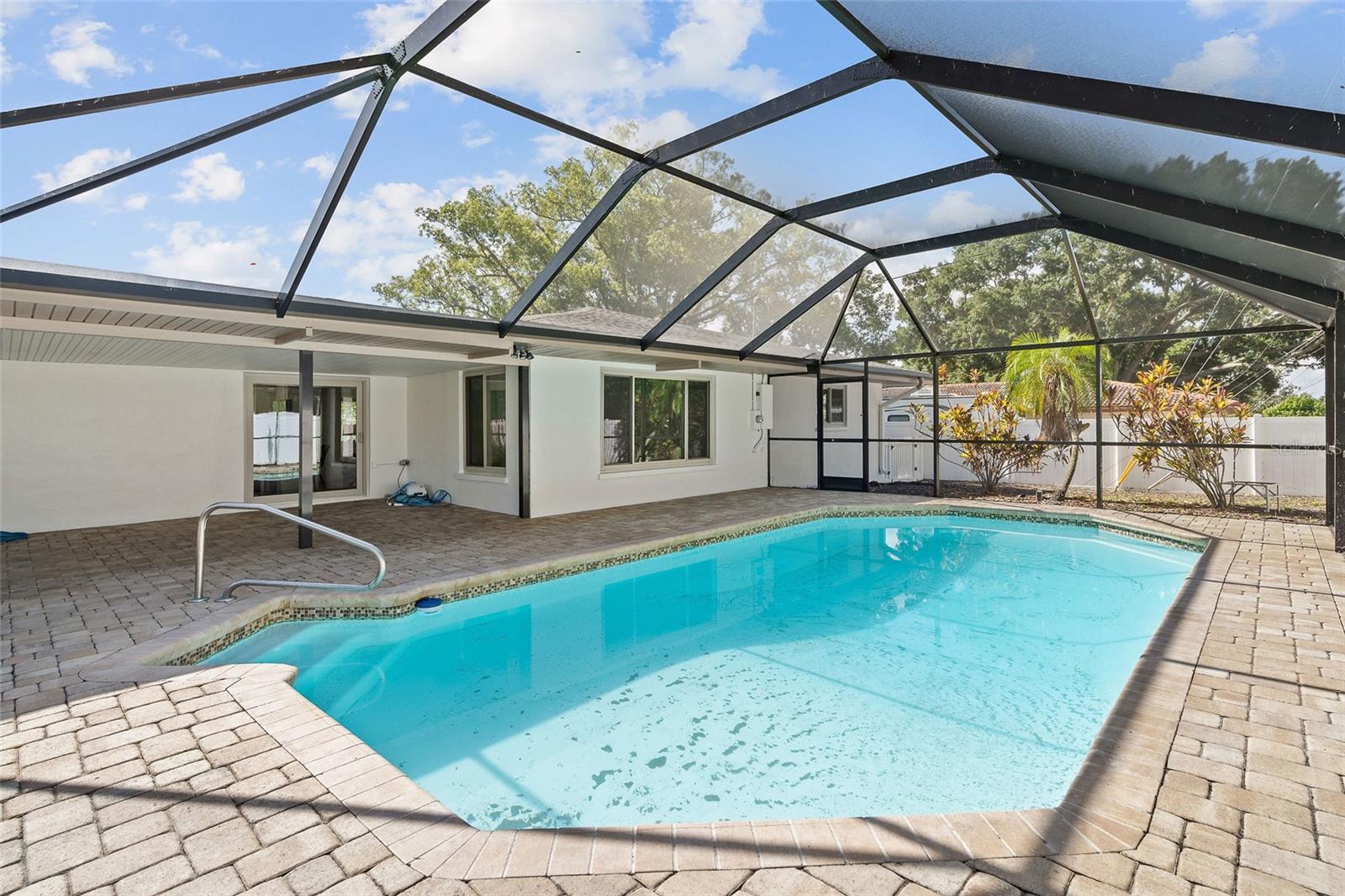 1100 CANTERBURY RD, CLEARWATER, FL, 33764